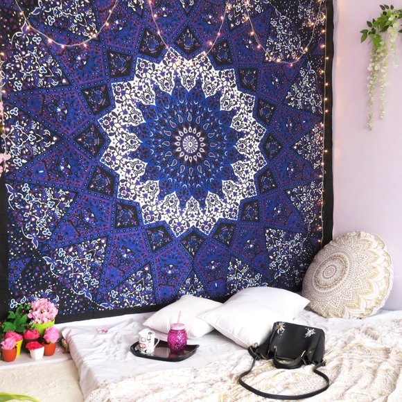 Oussum Purple and White Mandala Bedsheet Ceiling Décor Cover Wall Art Tapestries - Picture 1 of 3